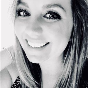 Meet your Posher, Kendra